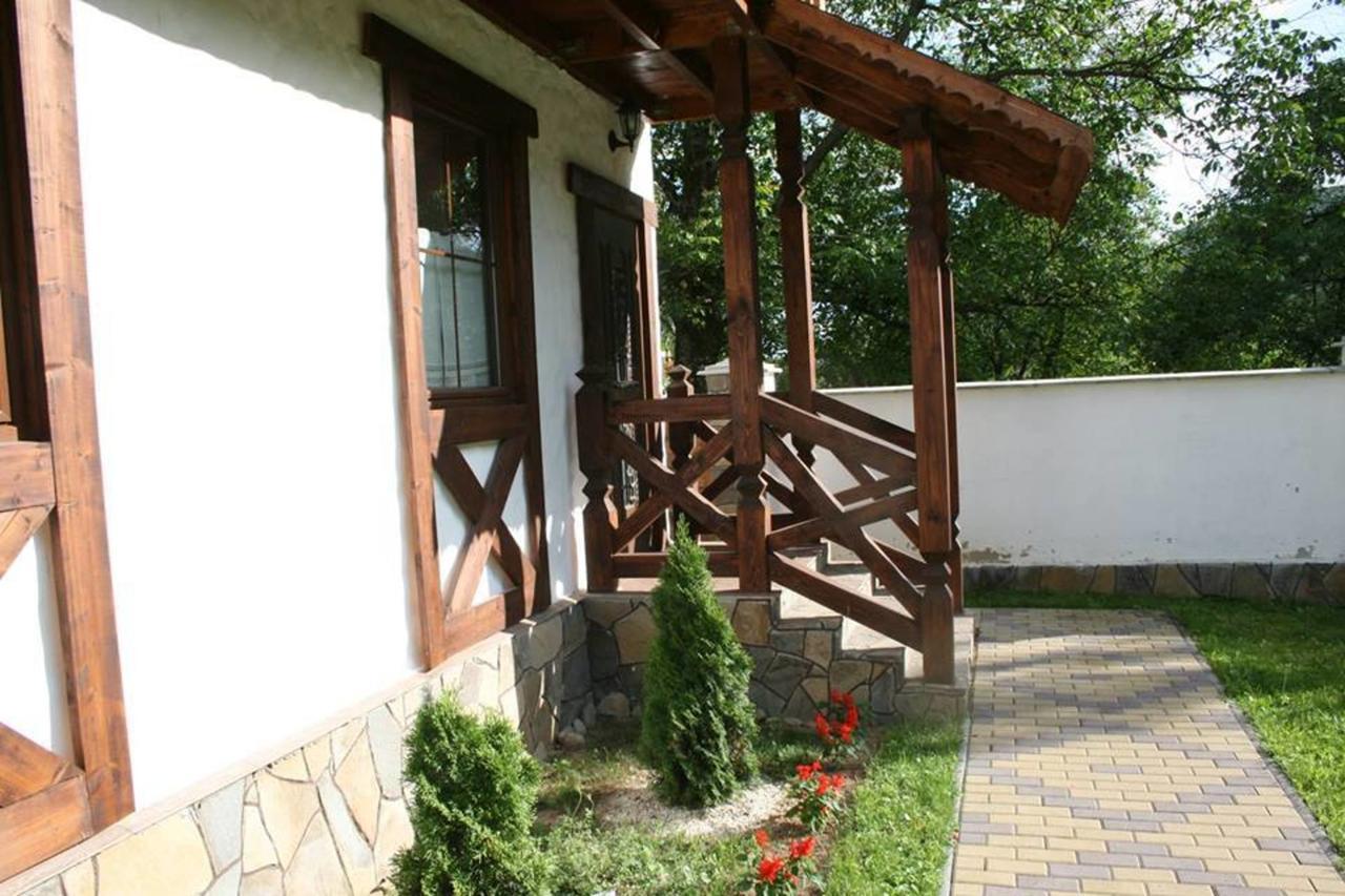 U Druziv Hotel Polyana  Exterior foto