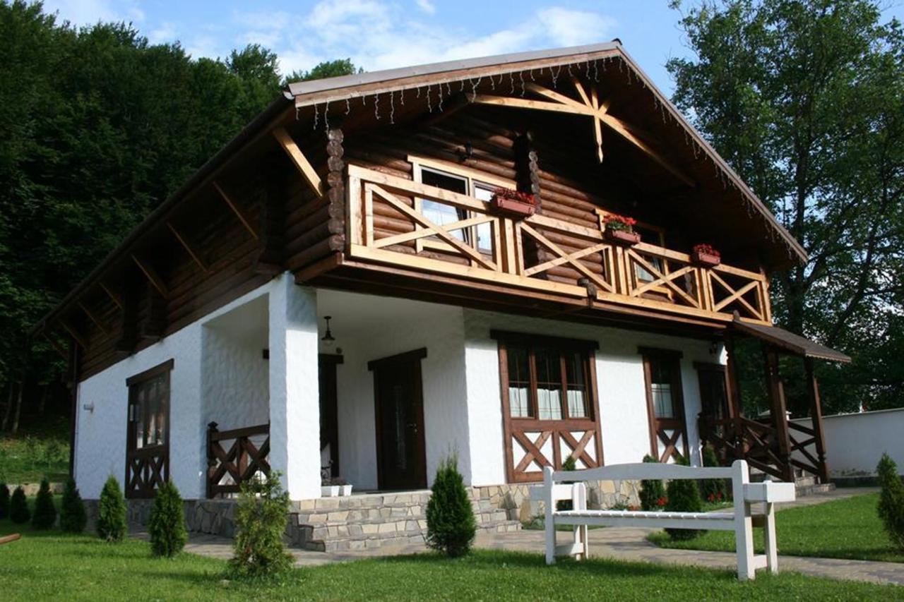 U Druziv Hotel Polyana  Exterior foto